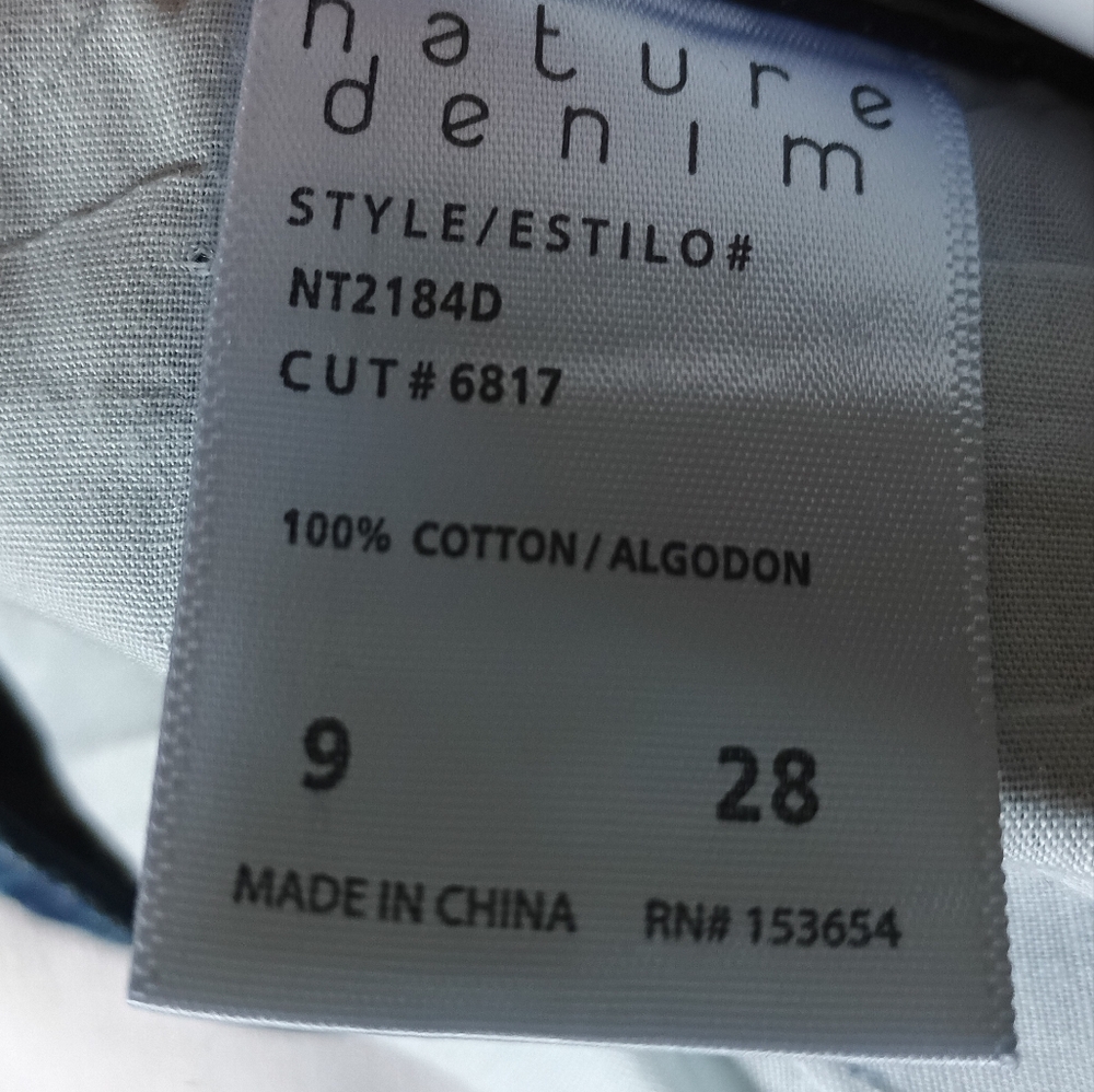 Nature High Rise size 9/28 medium blue jeans distress Capri denim 100% cotton - Picture 10 of 13